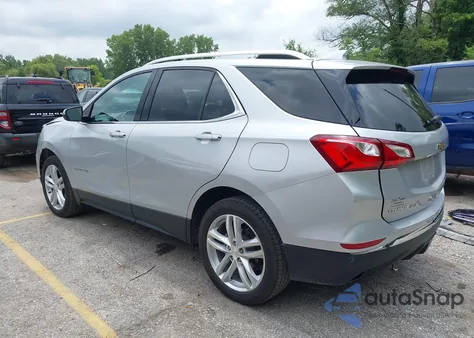 2020 Chevrolet Equinox Awd Premier 2.0L Turbo z USA, uszkodzony, nr VIN 2GNAXYEX4L6180509